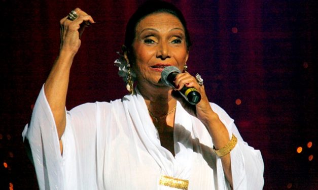 Ellen de Lima comemora 80 anos com “Lamartine e Outros Babados” na Tijuca