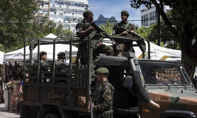 Após críticas por ações apenas na Zona Sul e no Centro, Exército patrulha ruas da Tijuca