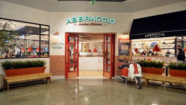 Restaurante Abbraccio abre 100 vagas de emprego no Shopping Tijuca,