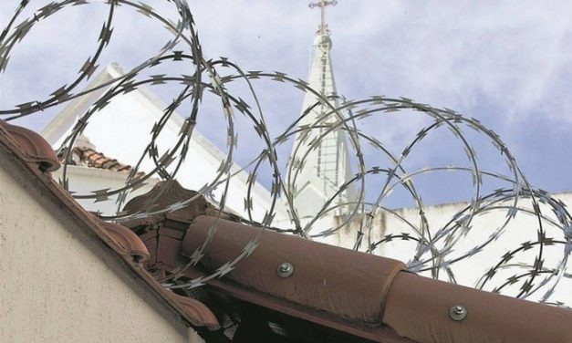 Igrejas do Rio sofrem, em média, cinco assaltos por semana