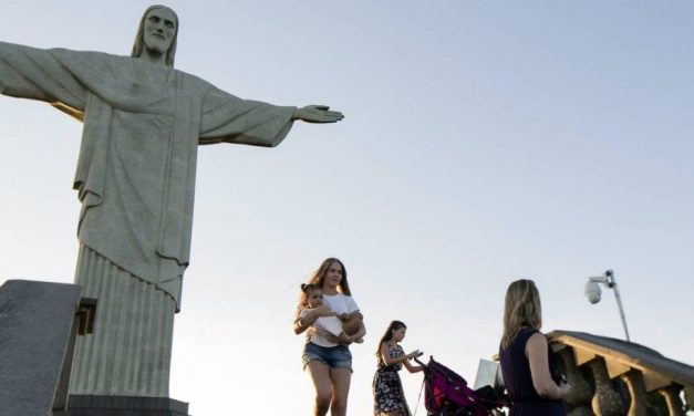 Carioca que for visitar o Cristo Redentor terá desconto de 50% no ingresso