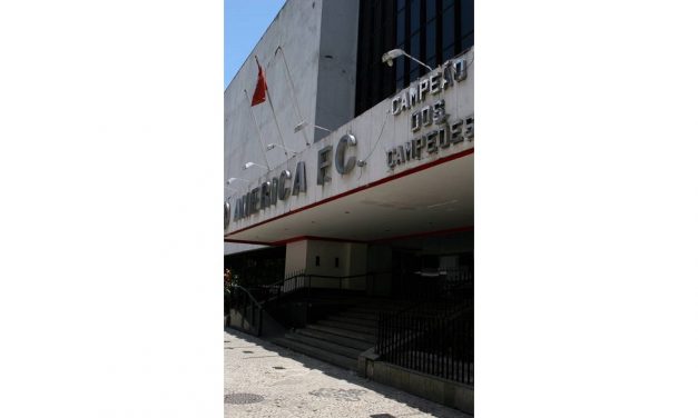 Sede do America Football Club vai a leilão na Tijuca