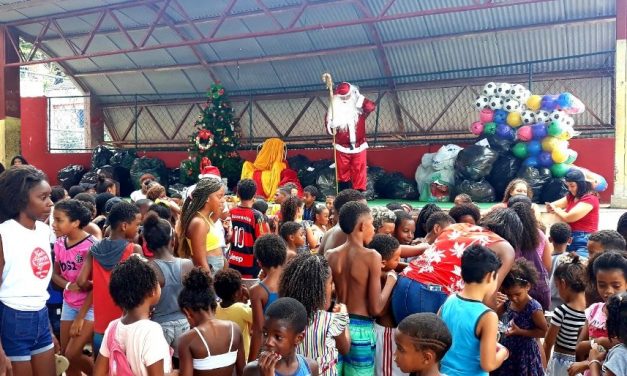 Campanha de Natal arrecada mais de 800 brinquedos para crianças do Salgueiro
